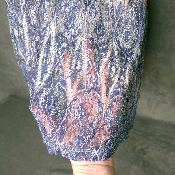 Style & Co Womens Short Sleeve Top Small Paisley Pattern Lace Sleeves & Details - Picture 5 of 6